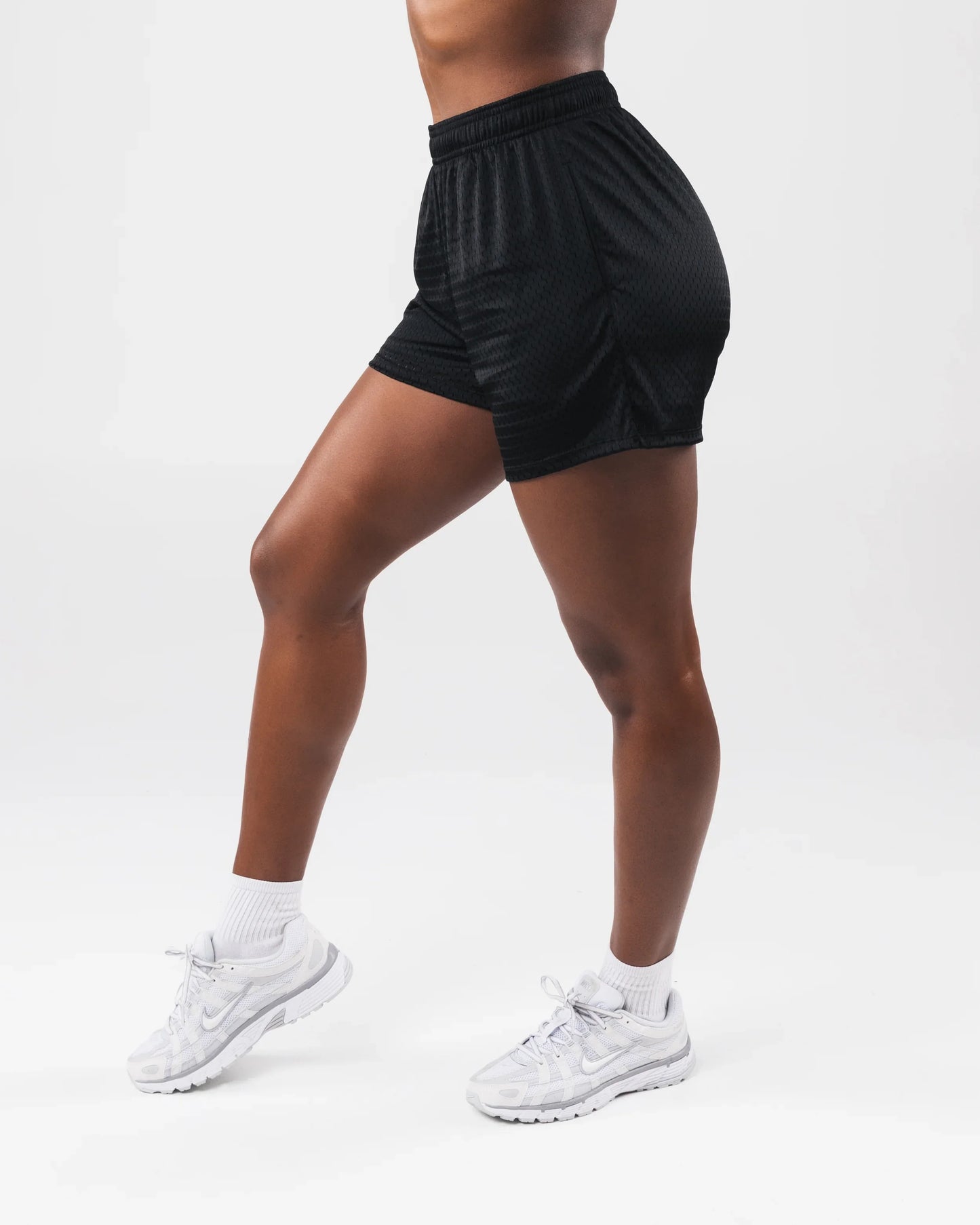 Essential Mesh Short